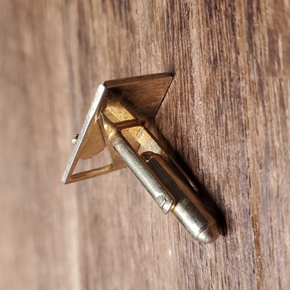 Crown heirloom cufflink - Picture 2 of 2